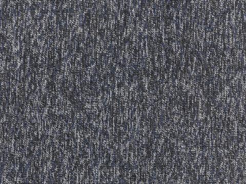 553