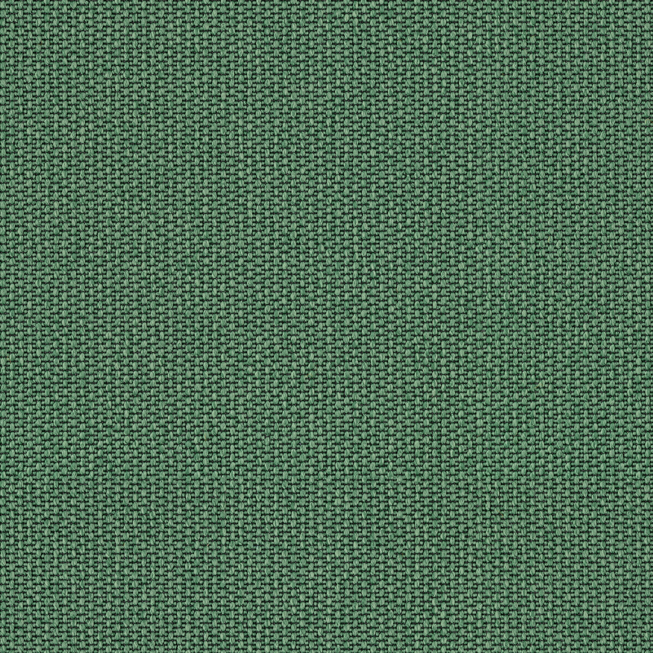 672