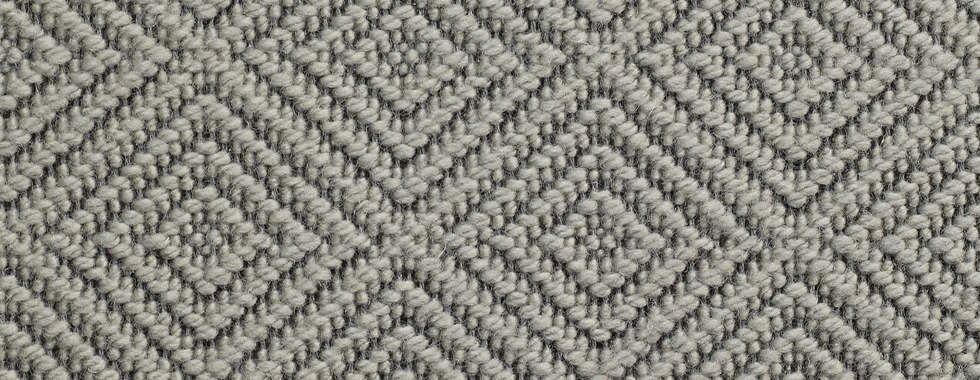 553005