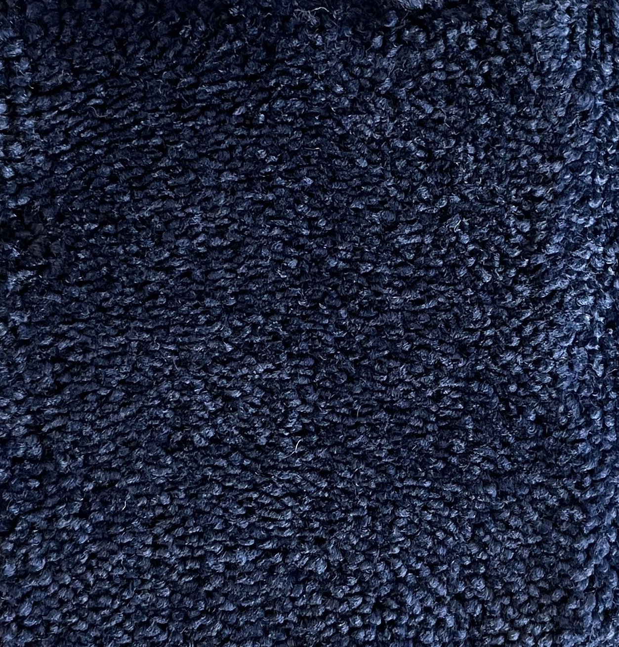425