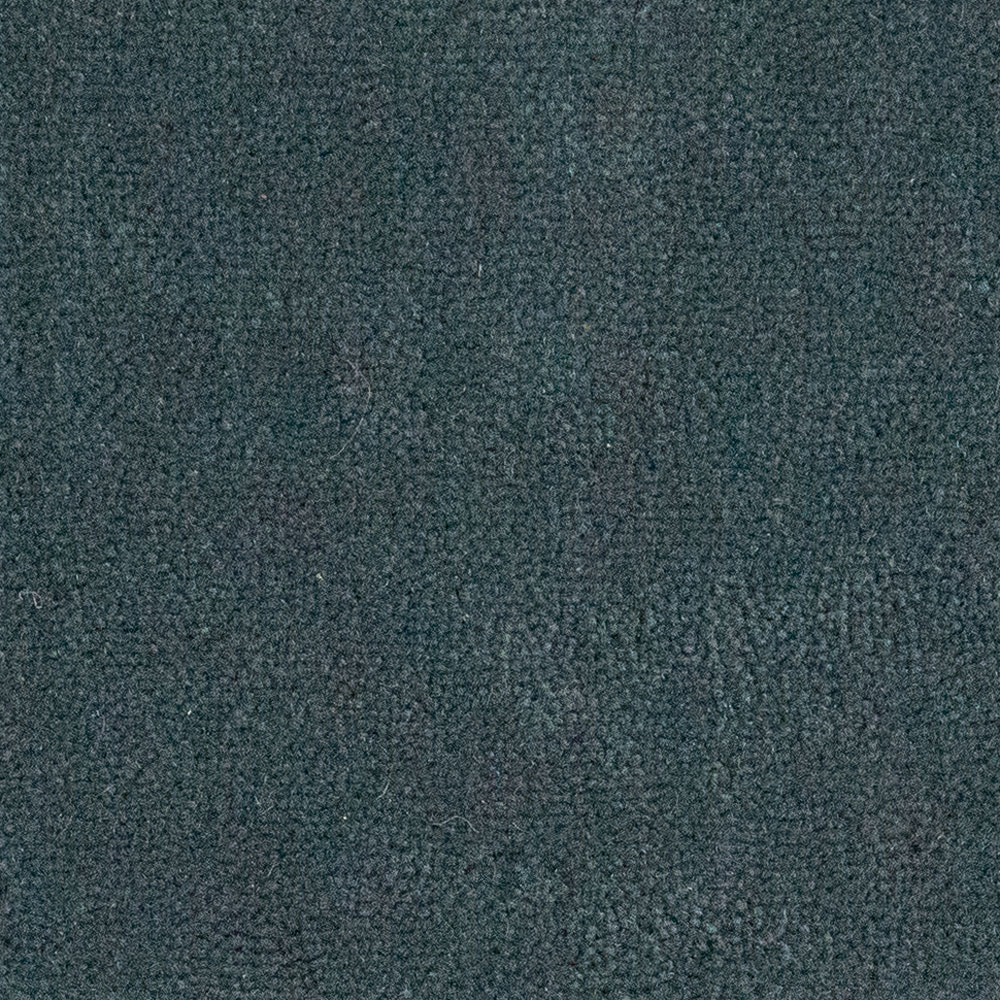 3300