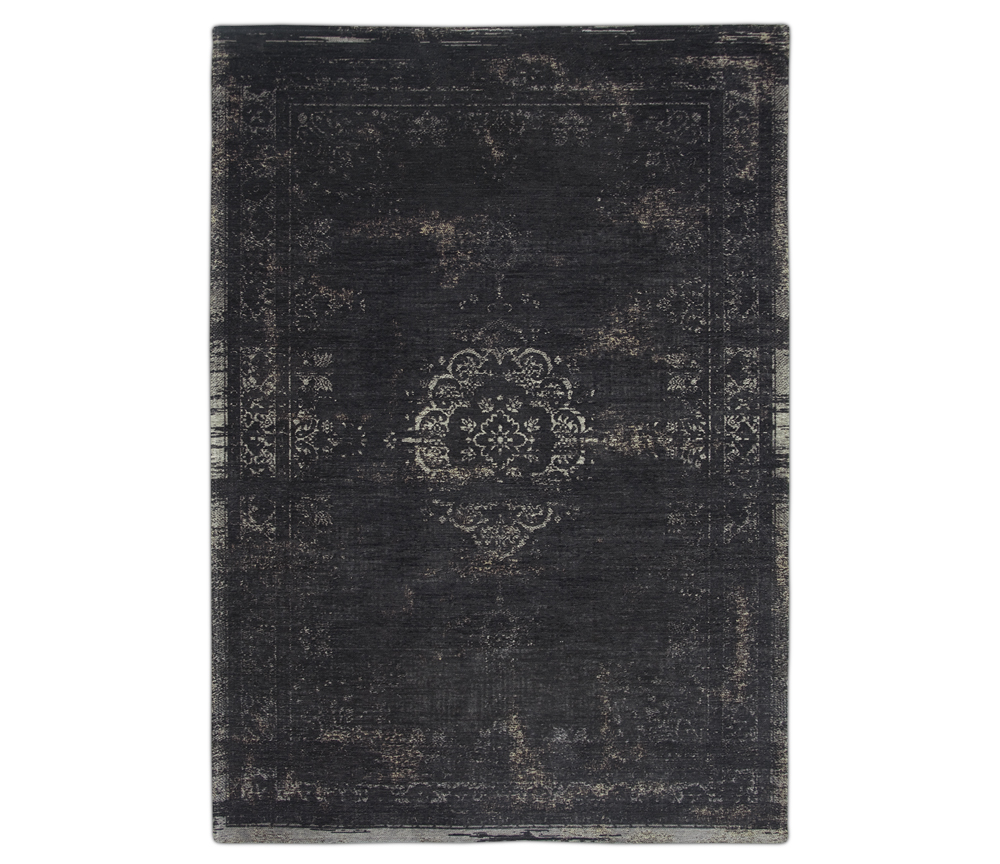 8263 Mineral Black