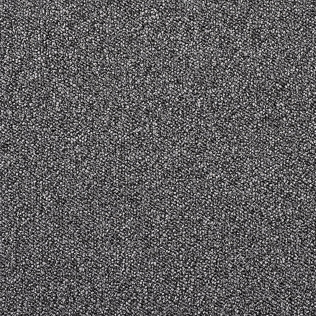 585