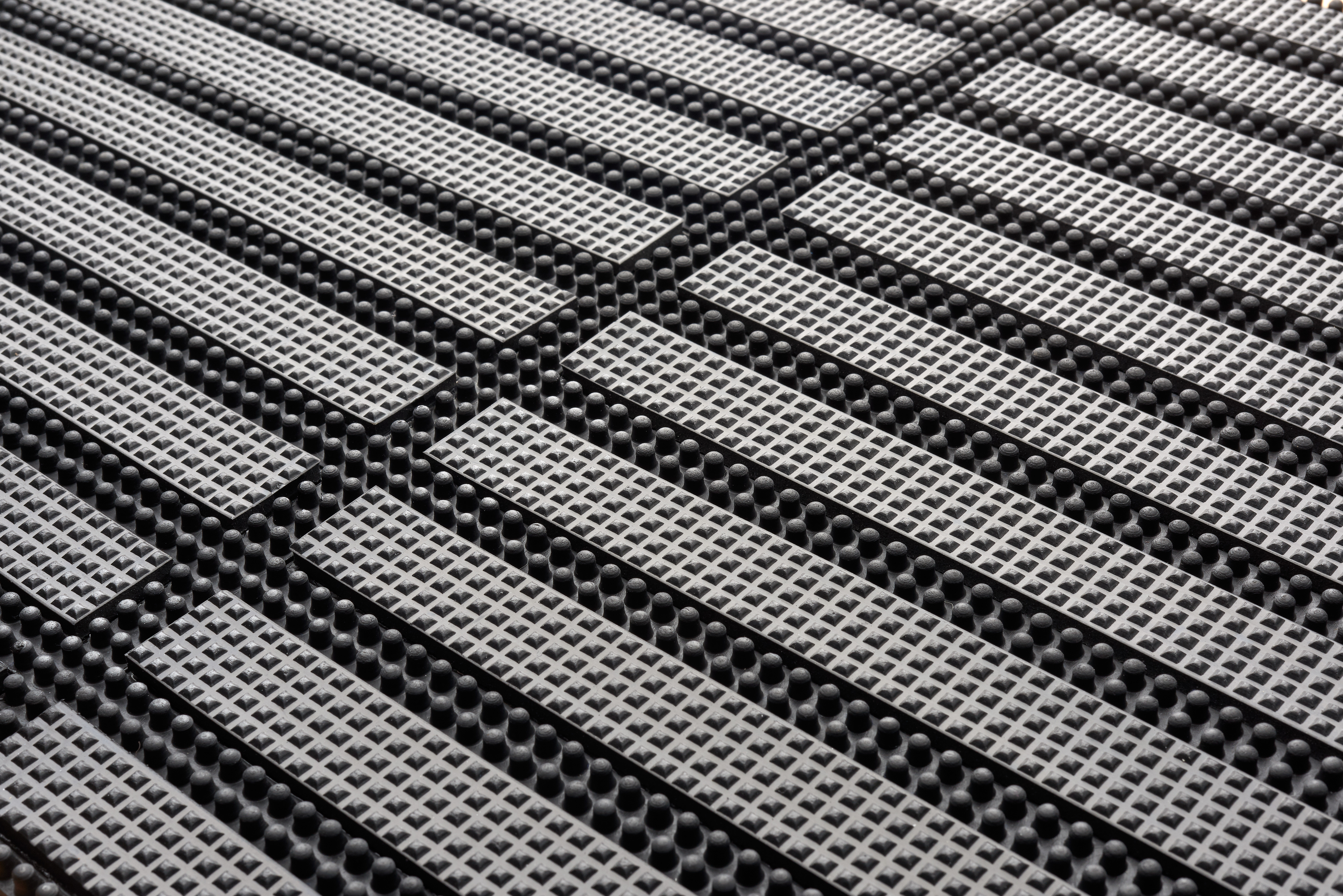 Concourse Tile 18 mm sbr 50x100 cm