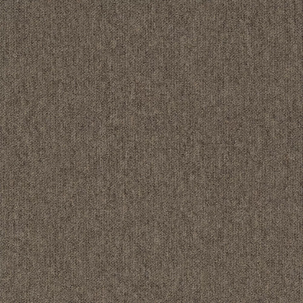 823