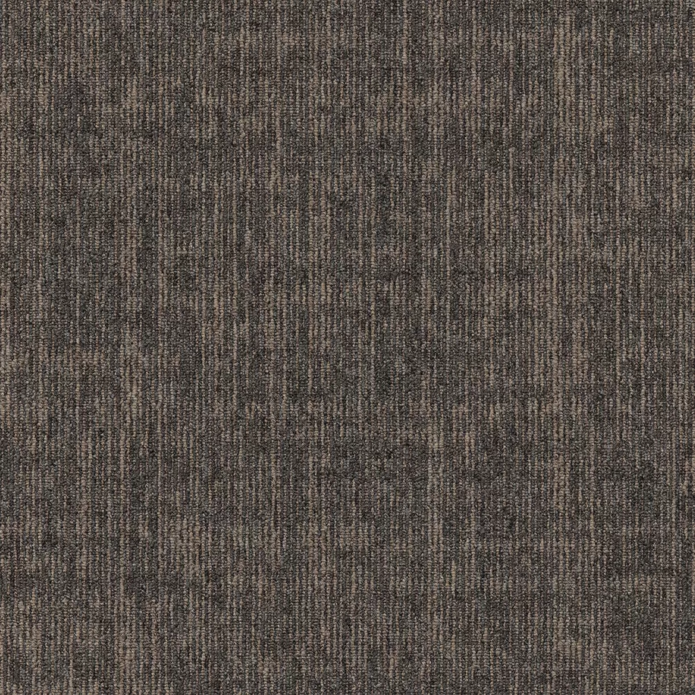 825