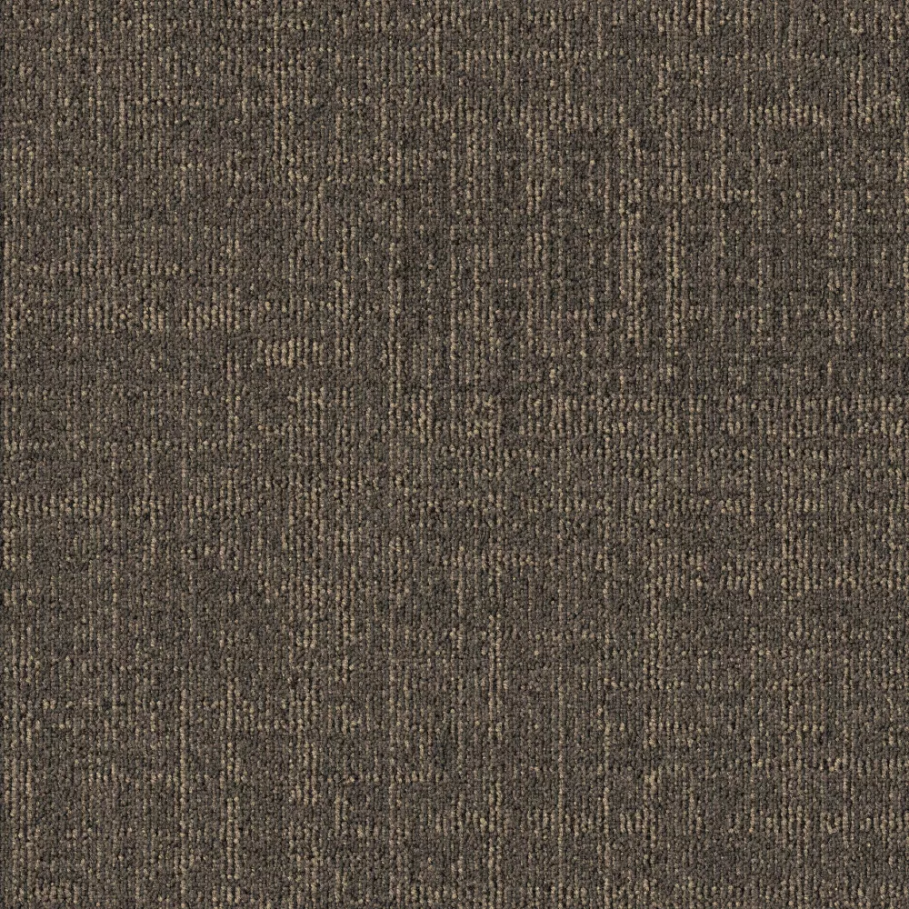 832