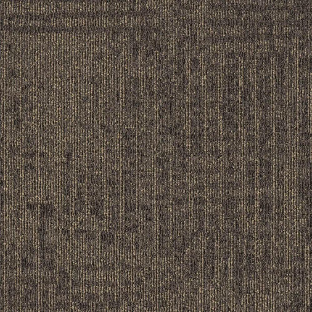 832