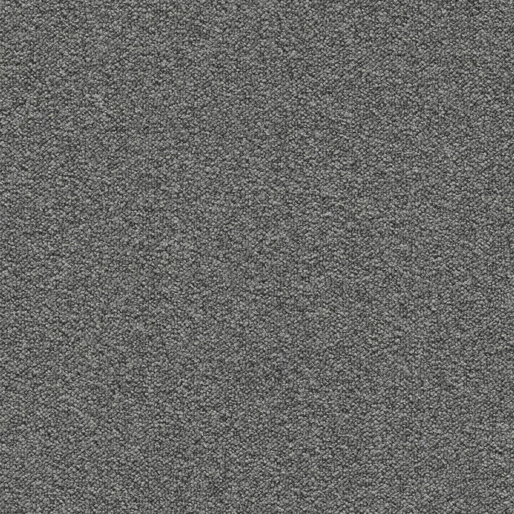 915
