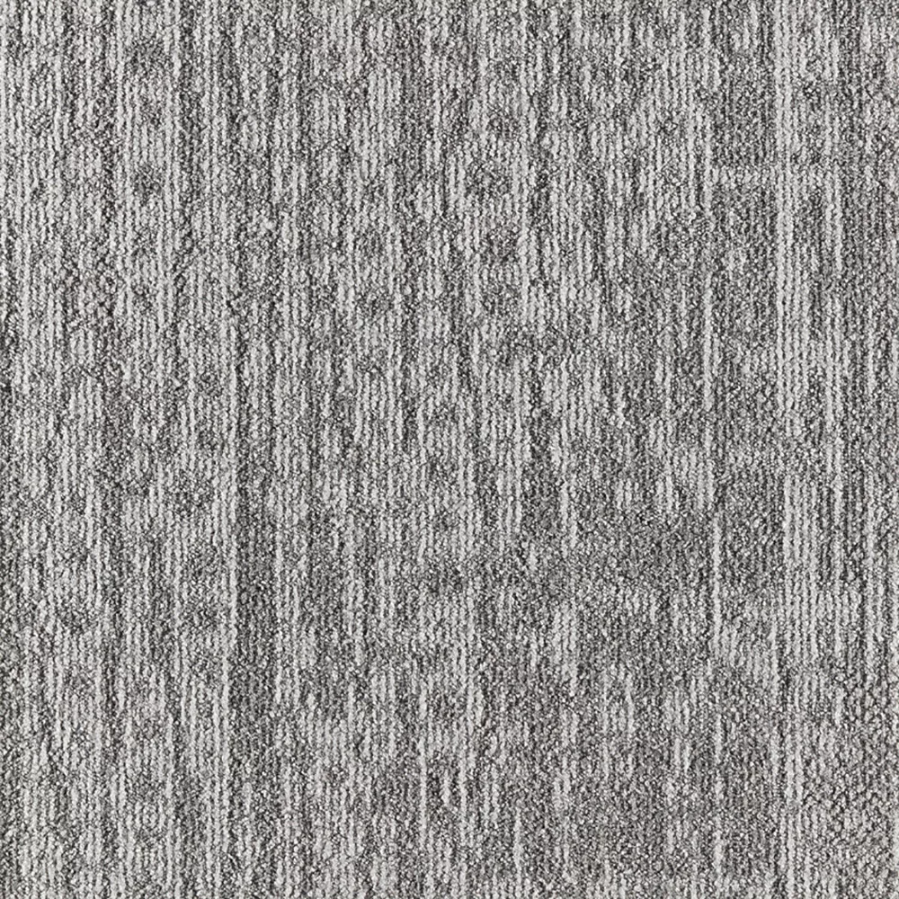 983