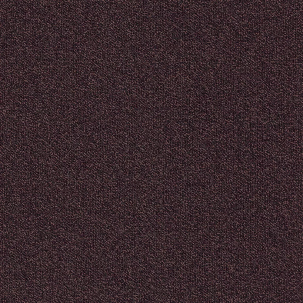 352